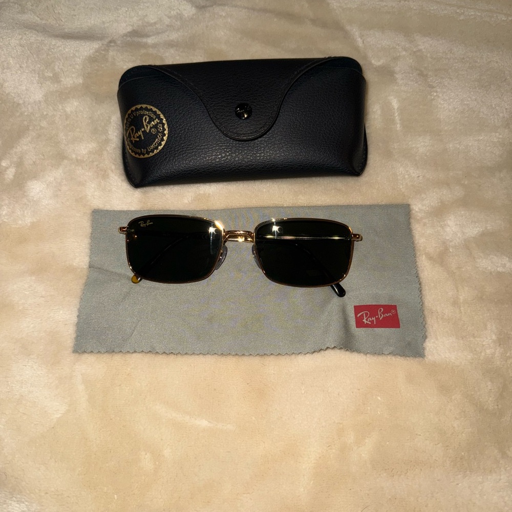 Ray-Ban rectangle sunglasses RB 3717